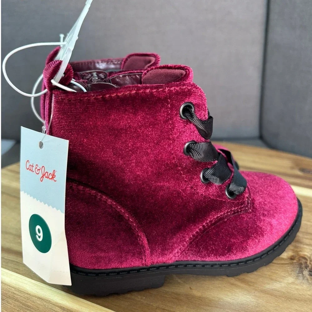 Cat & Jack Toddler Girls Burgundy Velvet Combat Boots Size 9